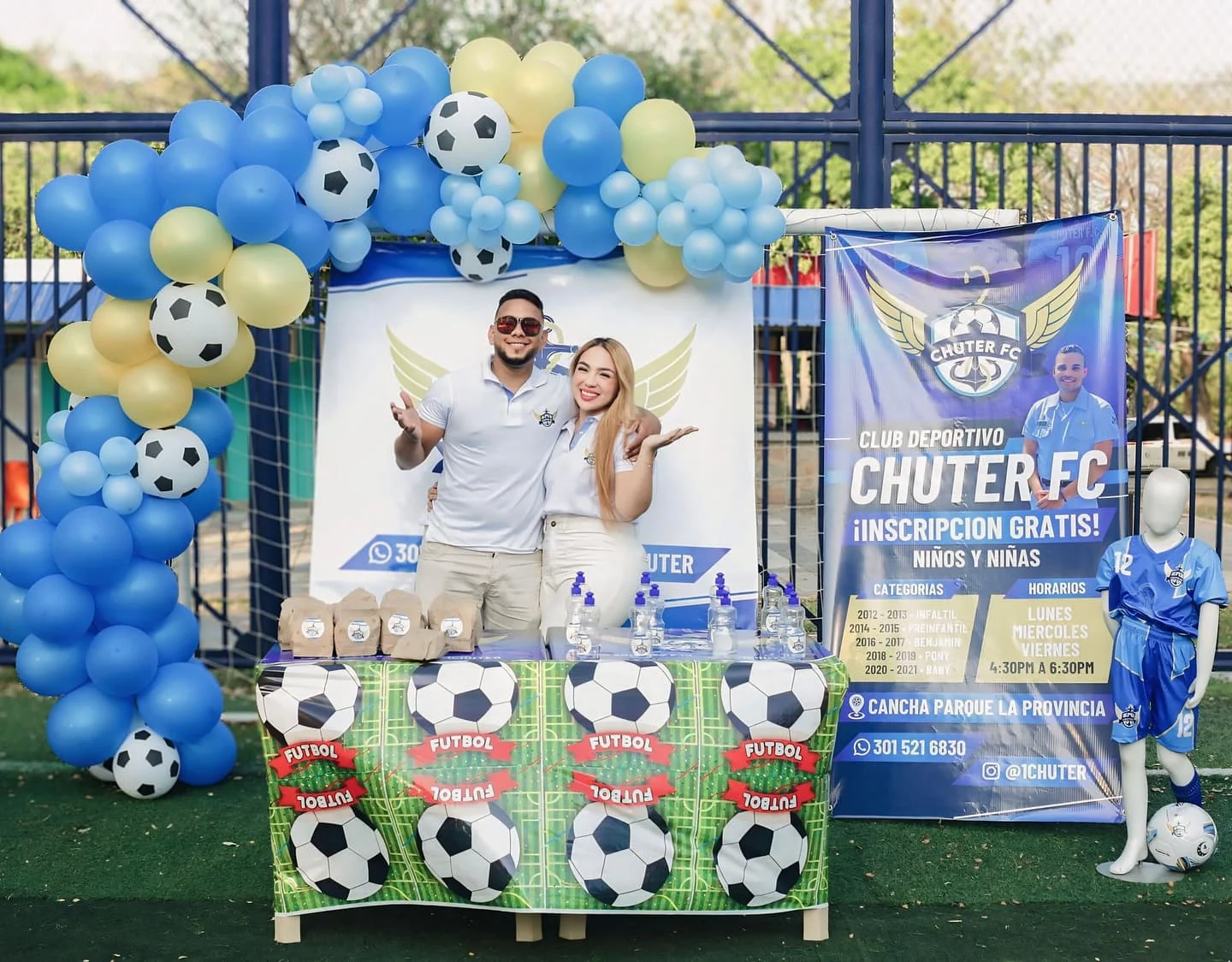 Entrenamiento de niños en Chuter FC — Cancha de la Provincia, Los Algarrobillos