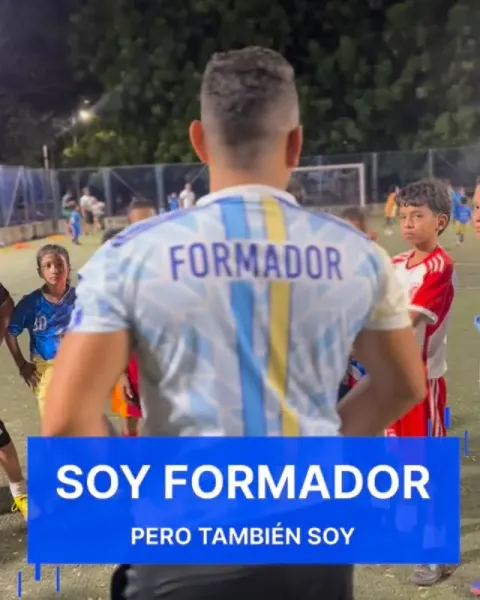 Práctica de control del balón en Chuter FC